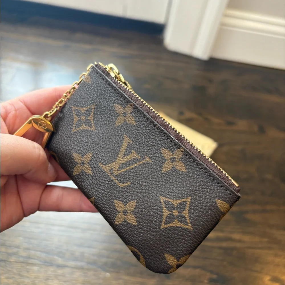 Louis Vuitton Brown Leather Pouch - Picture 6 of 6